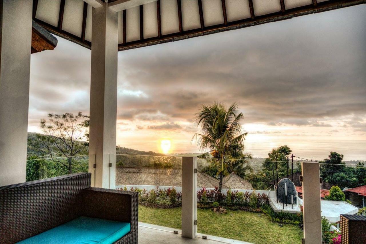 Villa Putih 러비나 외부 사진