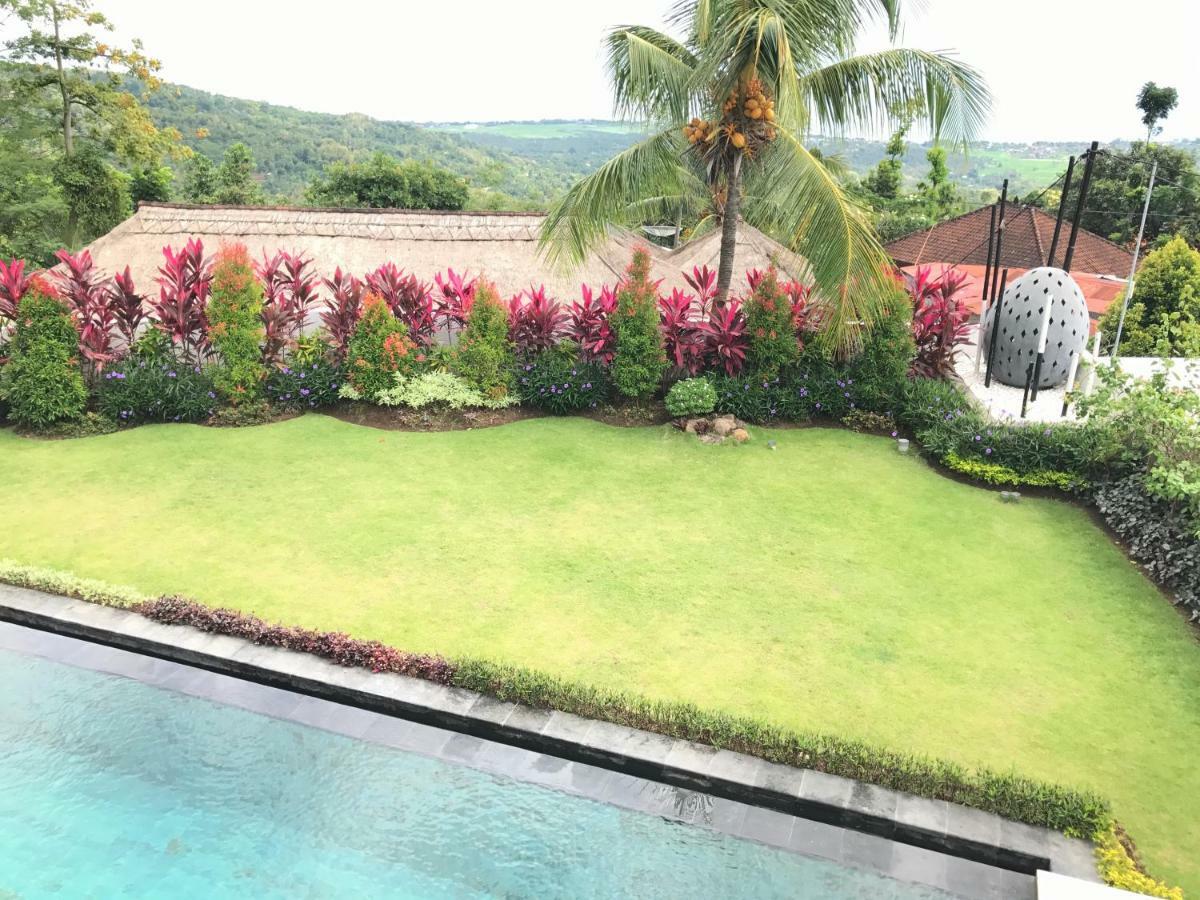Villa Putih 러비나 외부 사진