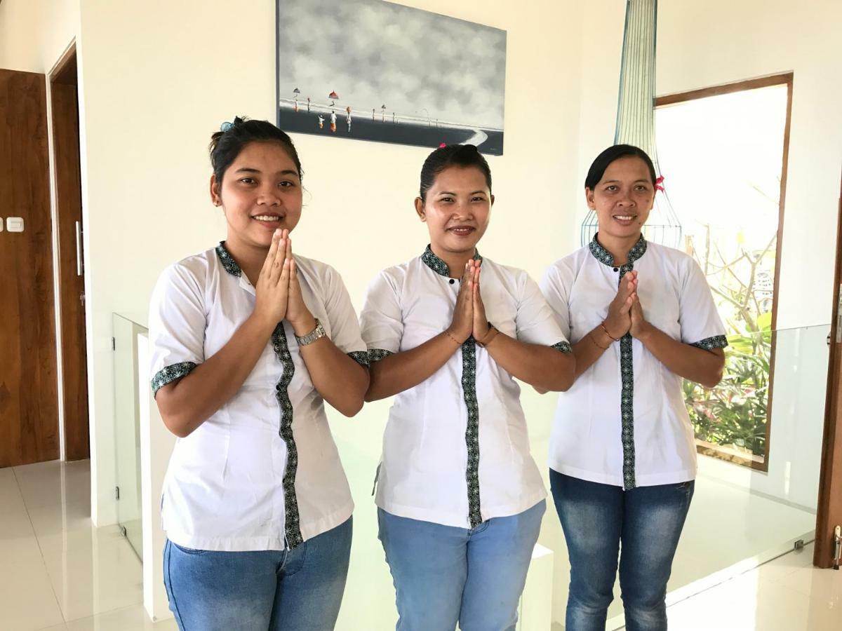 Villa Putih 러비나 외부 사진